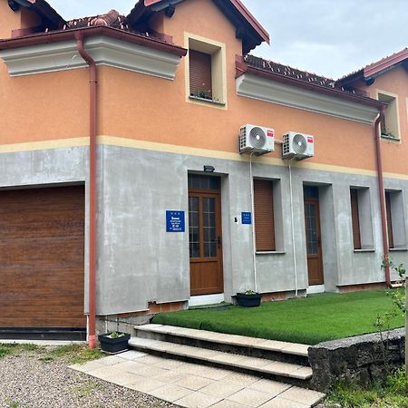 Apartman Galerija Ogulin Exteriér fotografie