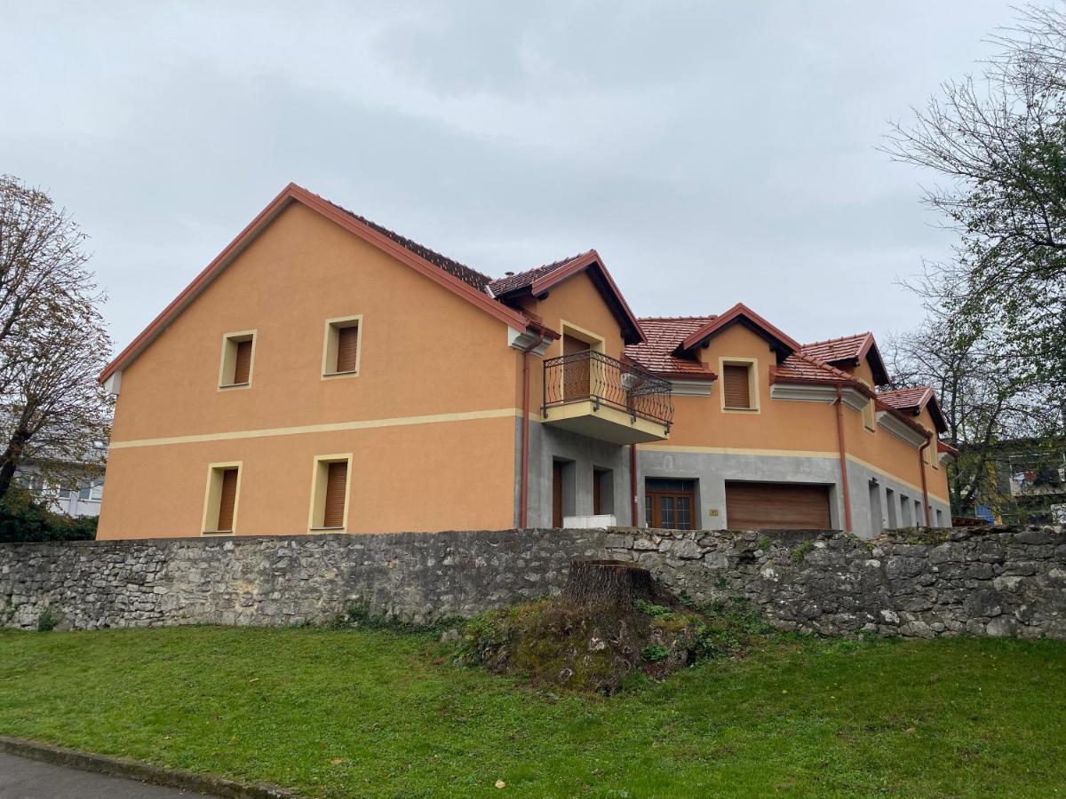 Apartman Galerija Ogulin Exteriér fotografie